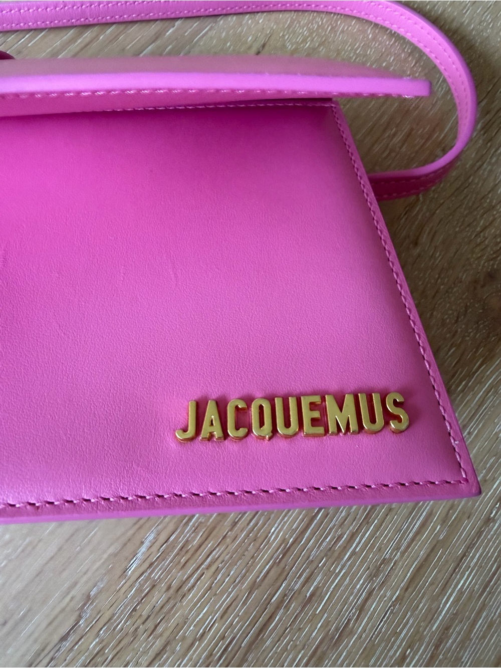 Jacquemus Le Bambino Long Pink Handbag - Gently Used - Picture 4 of 13